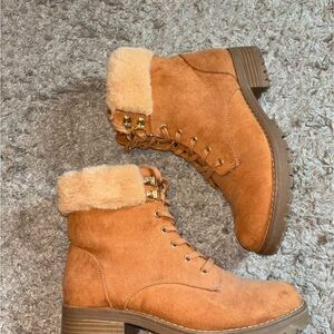 Chestnut Lace Up Boots with Fur Trim